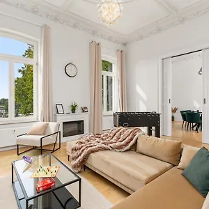 Homey Riverside - Mit Weserblick Und Parkplatz, Netflix, Disney, Prime Bremen