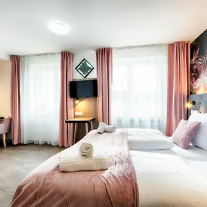 Hotel Home Hotel